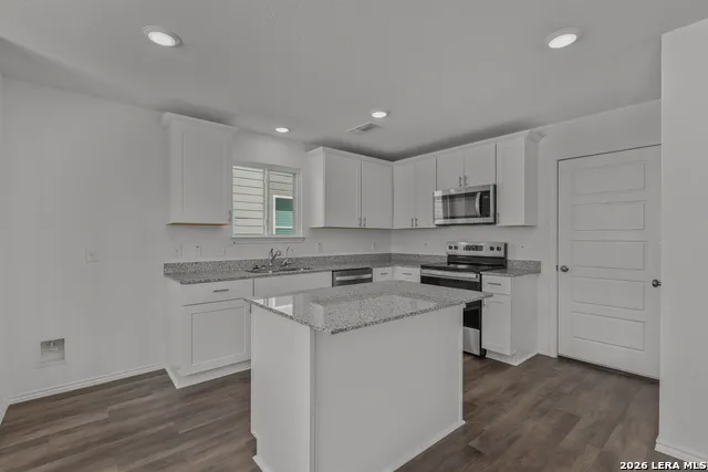 4072 Bermuda Ln Seguin, TX 78155