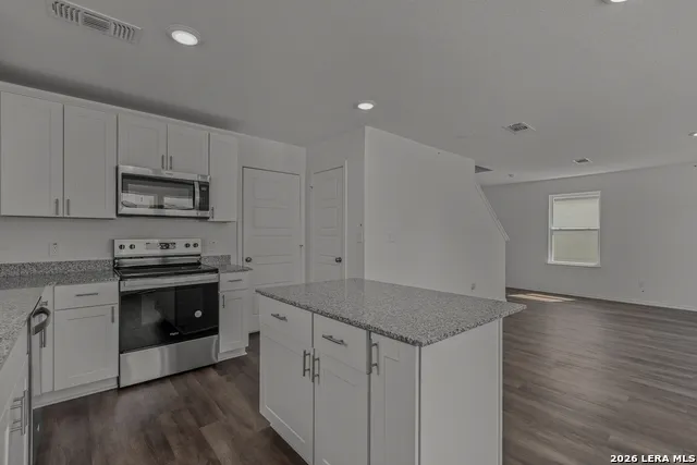 4072 Bermuda Ln Seguin, TX 78155