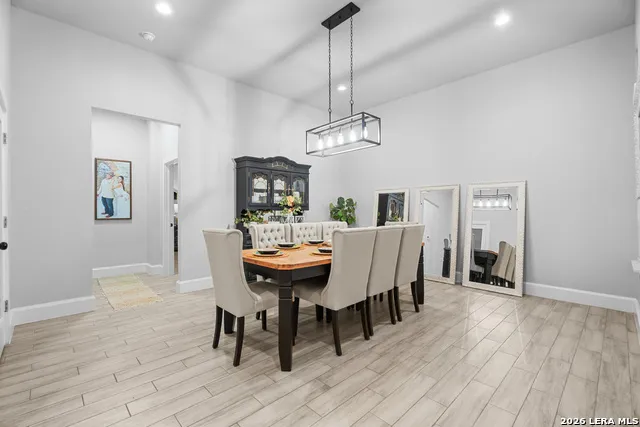240 Eaglerock Poteet, TX 78065