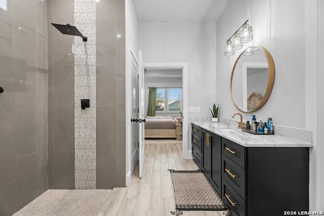 240 Eaglerock Poteet, TX 78065
