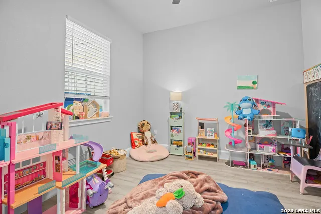 240 Eaglerock Poteet, TX 78065