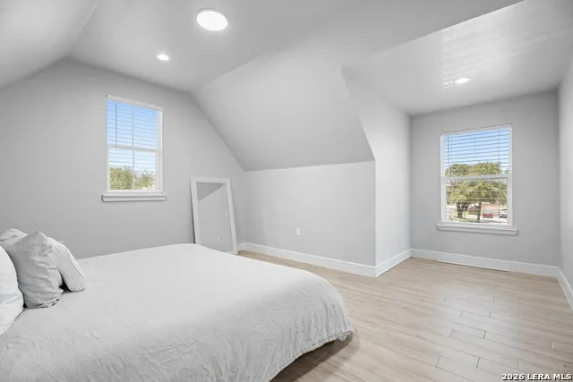 240 Eaglerock Poteet, TX 78065