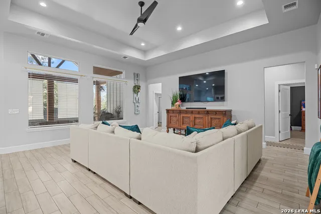 240 Eaglerock Poteet, TX 78065