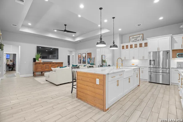 240 Eaglerock Poteet, TX 78065