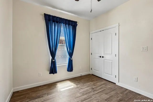 1025 Roanoke Kerrville, TX 78028