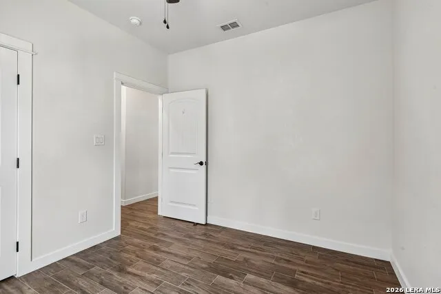 1025 Roanoke Kerrville, TX 78028