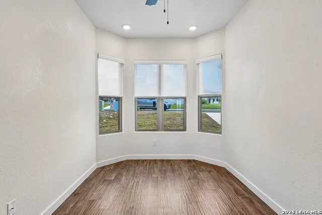 1025 Roanoke Kerrville, TX 78028