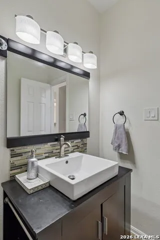 8918 Los Sonoma Rio Helotes, TX 78023