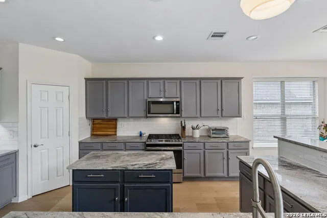 8918 Los Sonoma Rio Helotes, TX 78023