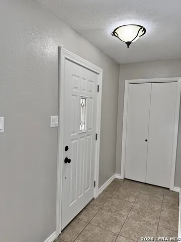 170 White Beeville, TX 78102