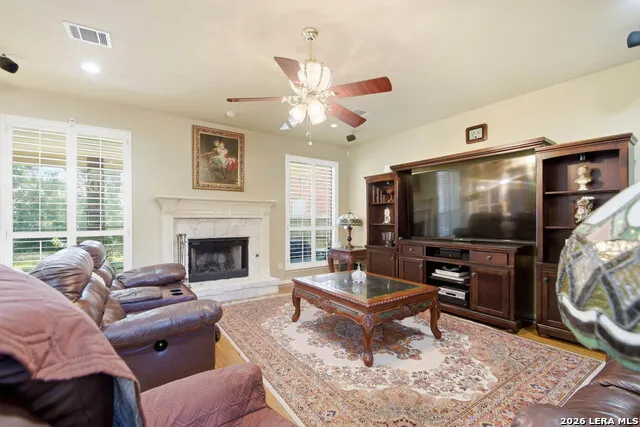 13107 Winding Creek San Antonio, TX 78231