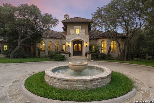 107 Geddington Shavano Park, TX 78249