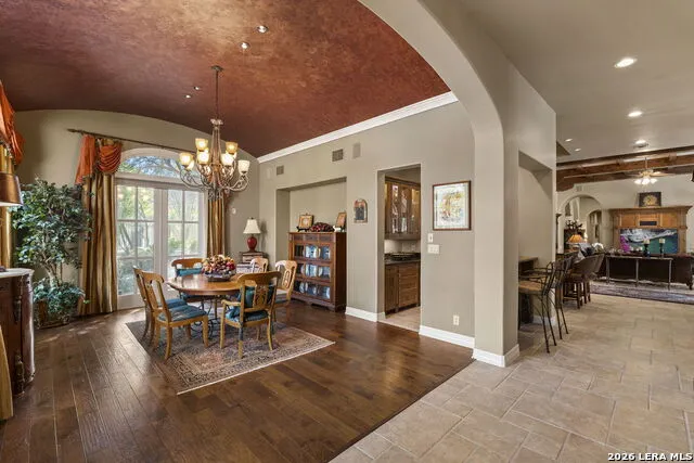 107 Geddington Shavano Park, TX 78249