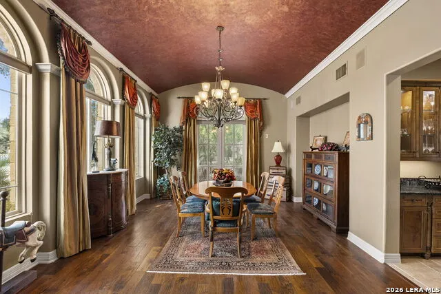 107 Geddington Shavano Park, TX 78249