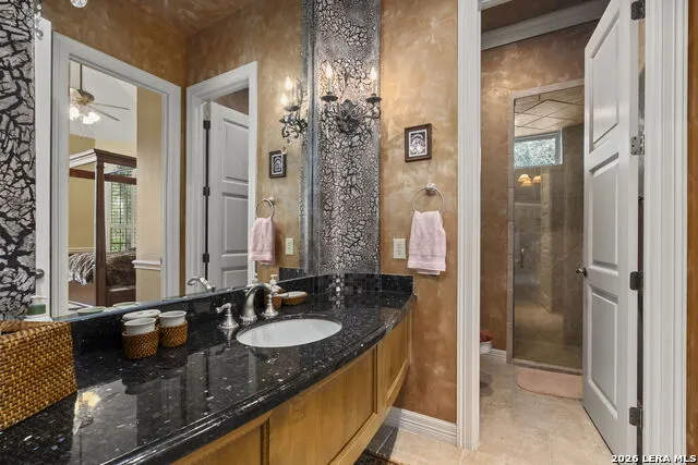 107 Geddington Shavano Park, TX 78249
