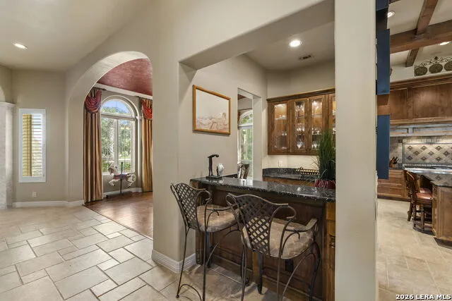 107 Geddington Shavano Park, TX 78249