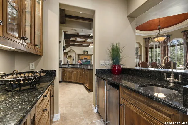 107 Geddington Shavano Park, TX 78249