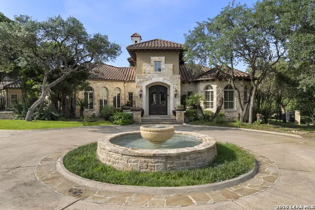107 Geddington Shavano Park, TX 78249