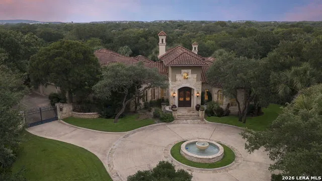 107 Geddington Shavano Park, TX 78249