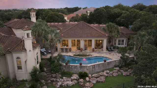 107 Geddington Shavano Park, TX 78249