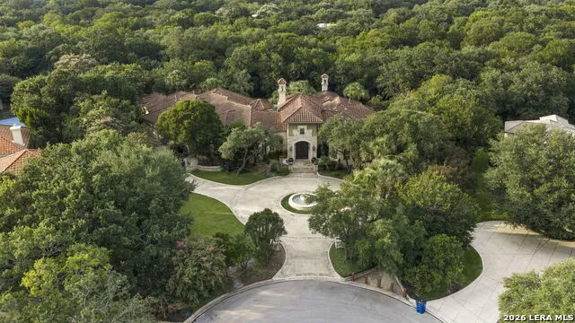 107 Geddington Shavano Park, TX 78249