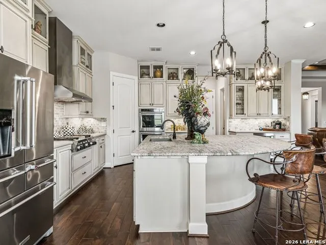 125 Sowing Oak Drive San Marcos, TX 78666