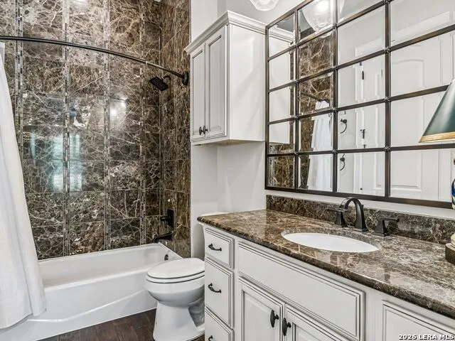 125 Sowing Oak Drive San Marcos, TX 78666