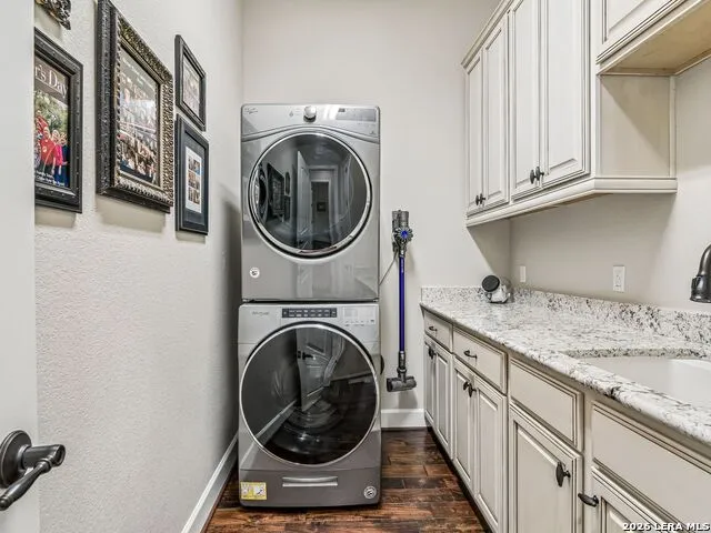 125 Sowing Oak Drive San Marcos, TX 78666