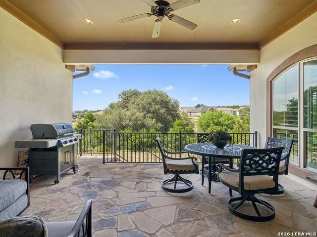 125 Sowing Oak Drive San Marcos, TX 78666