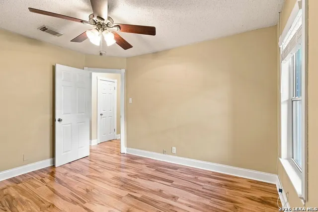 11623 Gulf Station Helotes, TX 78023
