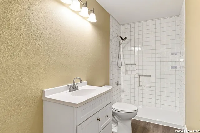 11623 Gulf Station Helotes, TX 78023