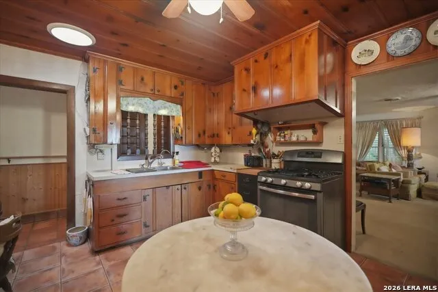 1447 S MAIN ST Ingleside, TX 78362