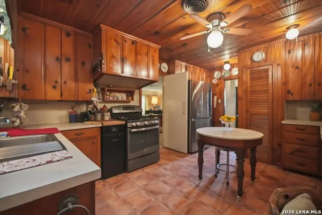 1447 S MAIN ST Ingleside, TX 78362