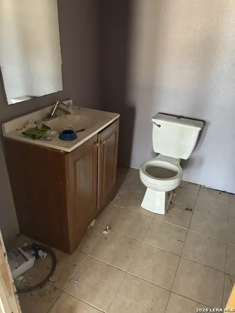 927 CRITTENDON ST San Antonio, TX 78211