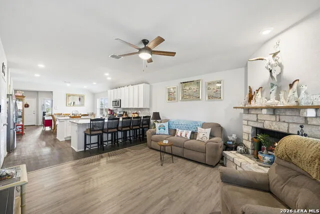 1658 Ranch House New Braunfels, TX 78132