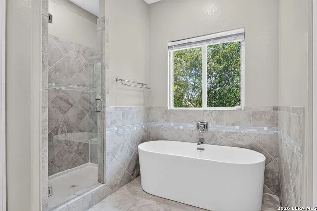 183 Lantana Path Castroville, TX 78009