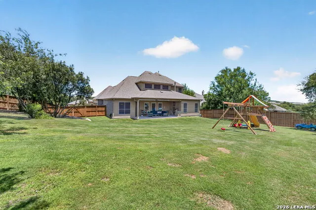 183 Lantana Path Castroville, TX 78009