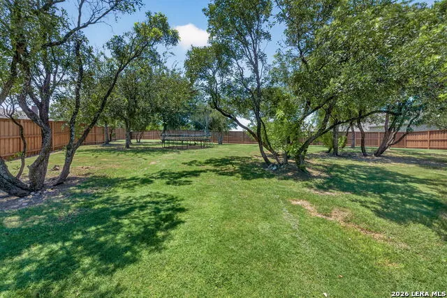 183 Lantana Path Castroville, TX 78009