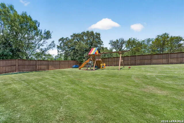 183 Lantana Path Castroville, TX 78009