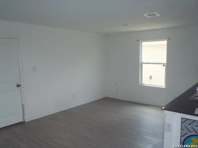5842 COAHULIA RDG Seguin, TX 78155