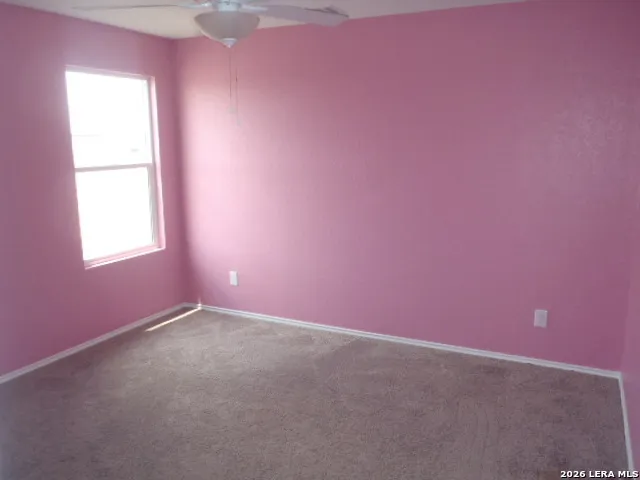 5842 COAHULIA RDG Seguin, TX 78155