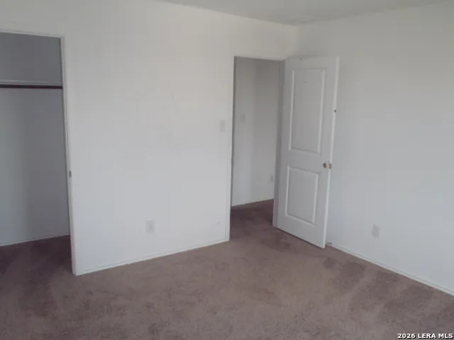 5842 COAHULIA RDG Seguin, TX 78155
