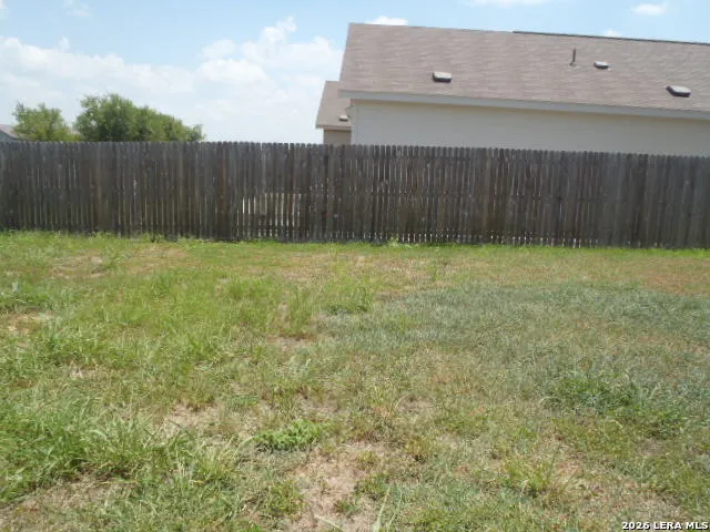 5842 COAHULIA RDG Seguin, TX 78155