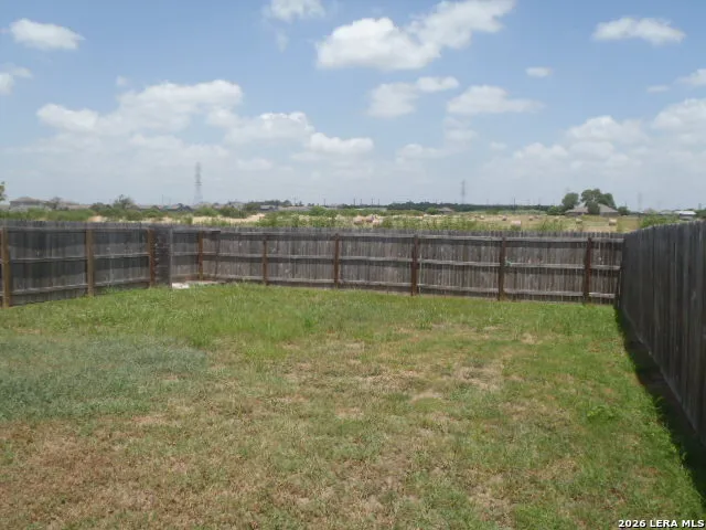 5842 COAHULIA RDG Seguin, TX 78155