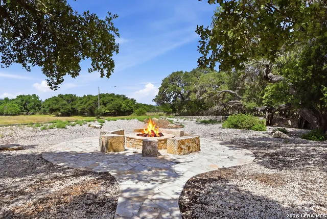 1668 ROCKY RD Blanco, TX 78606