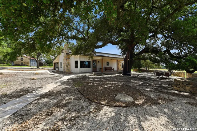 1668 ROCKY RD Blanco, TX 78606