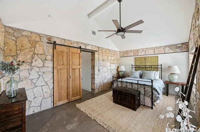 1668 ROCKY RD Blanco, TX 78606