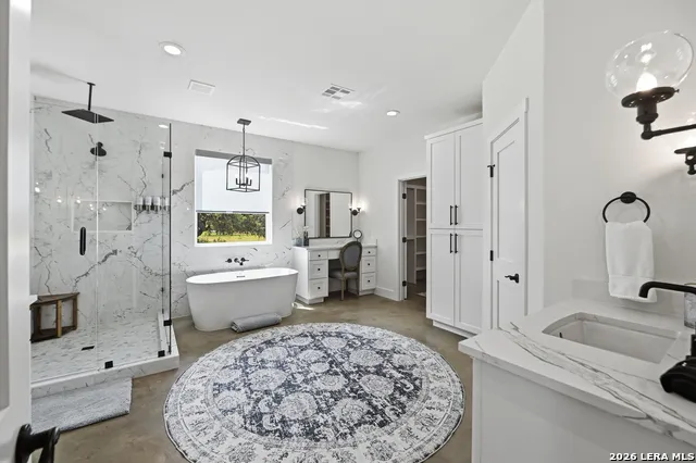 1668 ROCKY RD Blanco, TX 78606