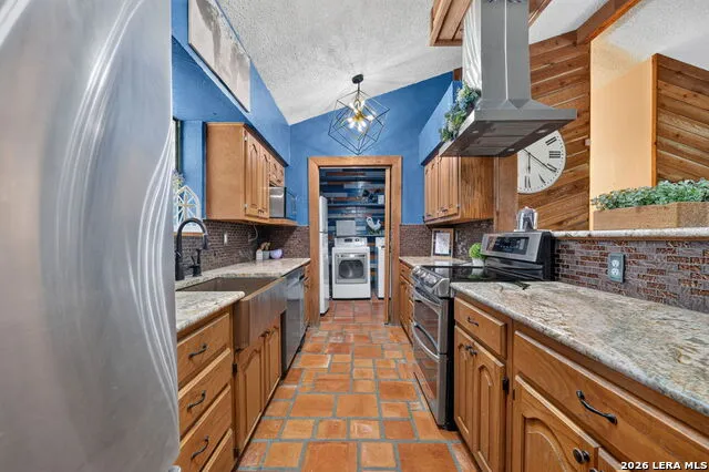 3045 Rimrock Spring Branch, TX 78070