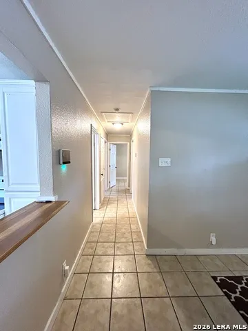 1015 E Randall Beeville, TX 78102